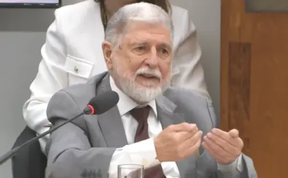 amorim-alerta-sobre-rotulo-de-terrorista-e-acao-militar-dos-eua