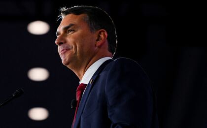 ufrj-nega-pos-de-flavio-bolsonaro-e-campanha-alega-“equivoco”