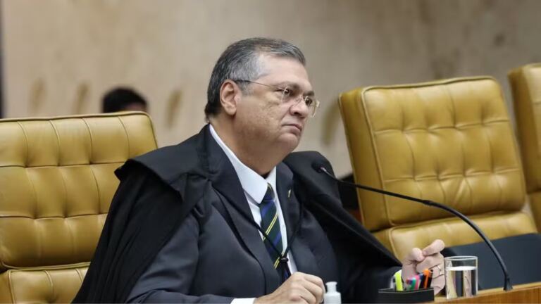 globo-e-anj-defendem-informante-que-cacava-flavio-dino.-por-moises-mendes