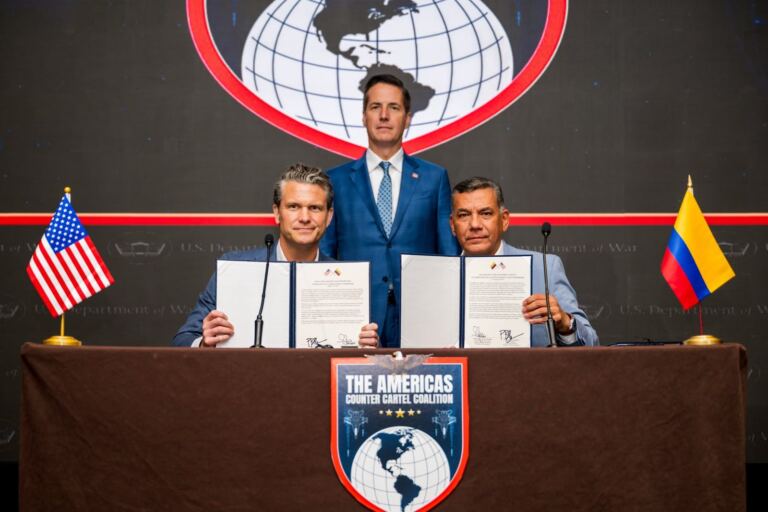 eua-anunciam-que-colombia-autorizou-operacoes-militares-conjuntas-contra-o-“terrorismo”