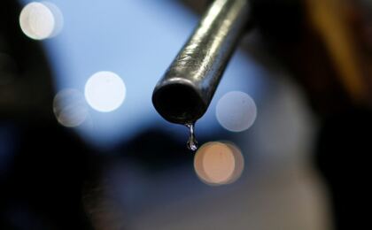 como-o-projeto-aprovado-no-senado-usa-a-alta-do-petroleo-para-baratear-combustiveis