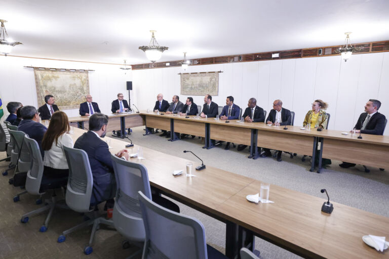 fachin-reune-19-paises-no-stf-e-defende-autonomia-do-judiciario-e-democracia