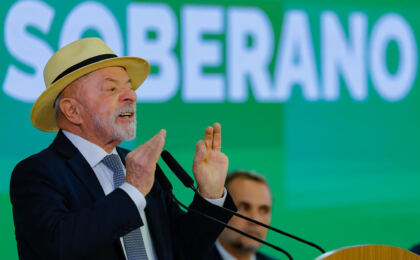 governo-lula-rejeita-pressao-dos-eua-para-abandonar-tribunal-penal-internacional
