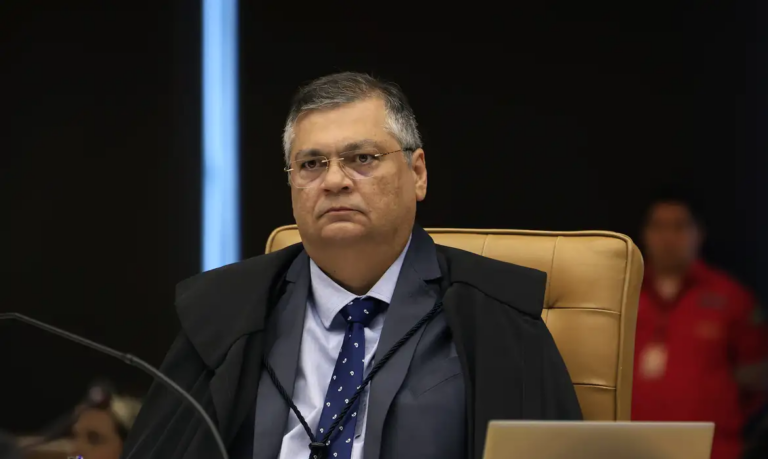 globo-e-anj-defendem-informante-que-cacava-flavio-dino.-por-moises-mendes