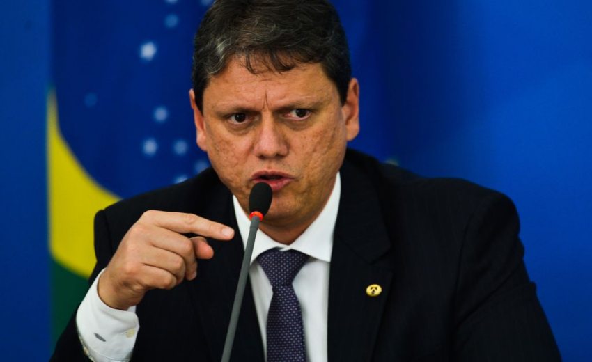 tarcisio-interrompe-repasses-a-centro-de-saude-mental-e-deixa-pacientes-sem-remedios