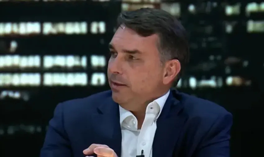 sakamoto:-flavio-atrofia-confianca-do-eleitor-ao-usar-‘bomba’-no-curriculo