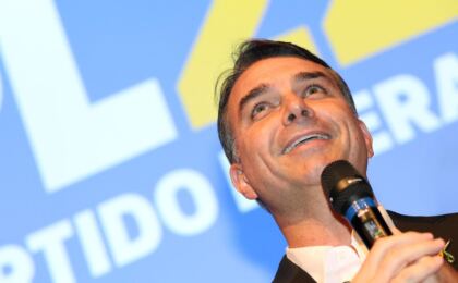 tse-reverte-filiacao-de-flavio-bolsonaro-ao-missao