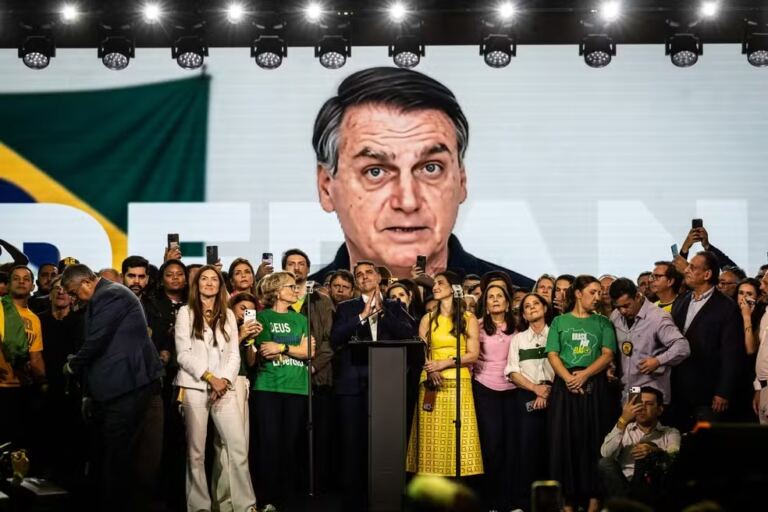 nunes-marques-apoia-veto-a-avatares-de-ia-apos-caso-com-bolsonaro,-mas-multa-a-flavio-segue-em-duvida