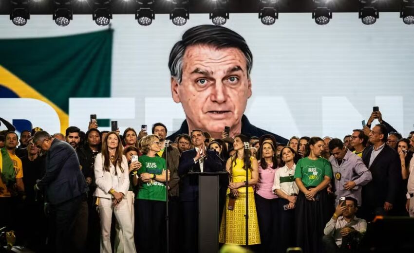 nunes-marques-apoia-veto-a-avatares-de-ia-apos-caso-com-bolsonaro,-mas-multa-a-flavio-segue-em-duvida