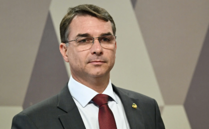flavio-bolsonaro-tem-plano-para-limitar-acoes-do-stf-em-casos-que-ja-o-beneficiaram