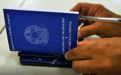 desemprego-recua-em-13-estados-no-2o-trimestre-e-taxa-nacional-cai-para-5,4%