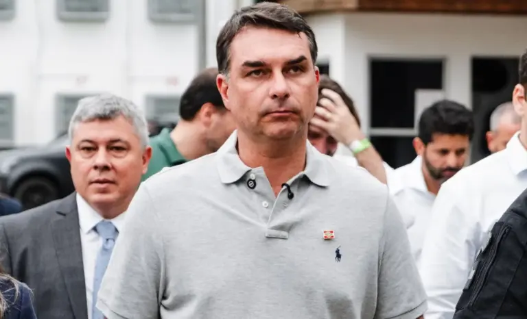tse-sorteia-quem-vai-analisar-candidatura-de-flavio-bolsonaro