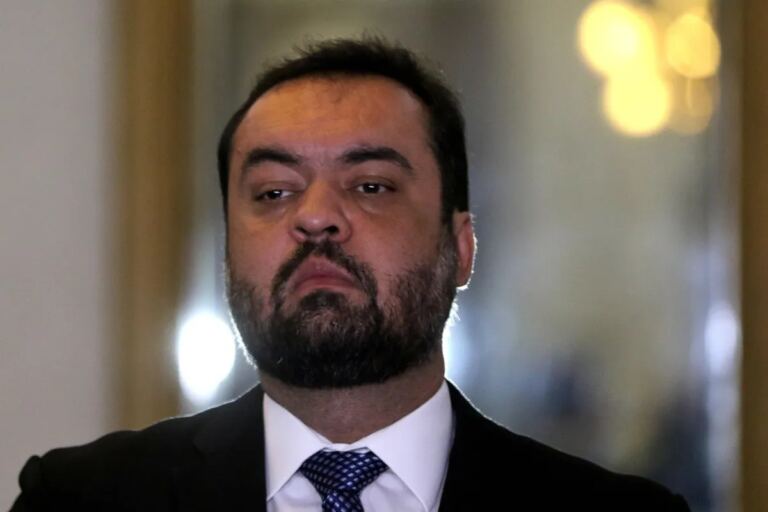 pf-investiga-se-claudio-castro-recebeu-imoveis-como-propina-para-contrato-milionario