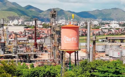 demitidos-da-refit-cobram-r$-5,9-milhoes-em-rescisoes,-mas-audiencia-so-sera-em-outubro