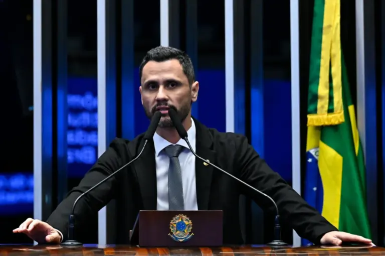 cleitinho-aumenta-patrimonio-em-75,7%-e-soma-mais-de-r$-500-mil-em-caminhonetes