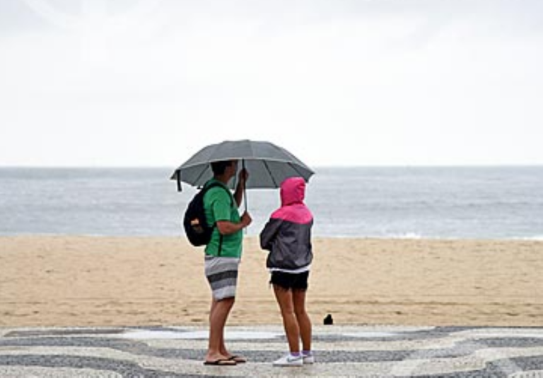 chuva-no-rio:-sabado-comeca-com-tempo-fechado-e-alerta-para-temporais