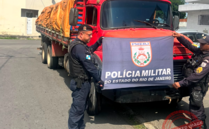 caminhao-roubado-e-recuperado-em-campos