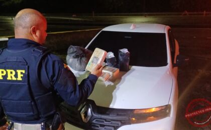 prf-apreende-quatro-quilos-de-cocaina-e-500-gramas-de-maconha-em-casimiro-de-abreu